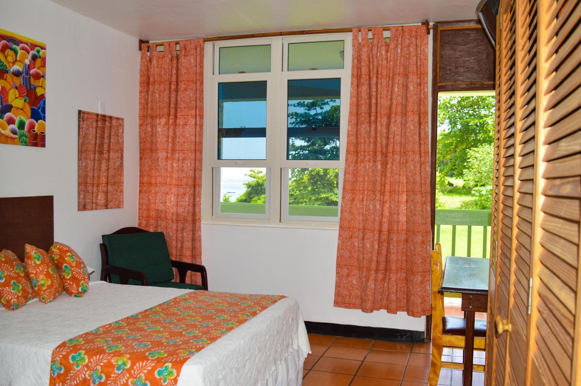 Portsmouth Beach Hotel Esterno foto